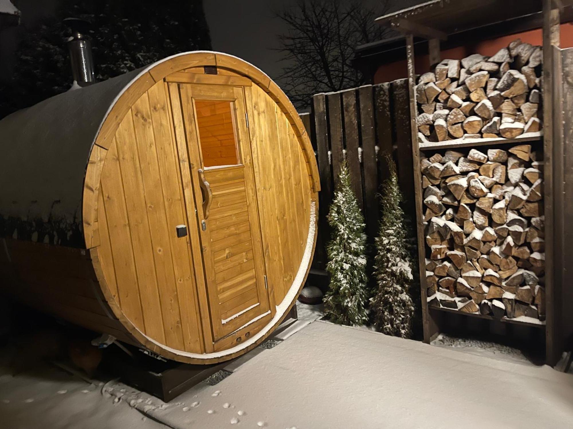 7 Bedroom Secluded Villa Close To Prague ริชานี ภายนอก รูปภาพ
